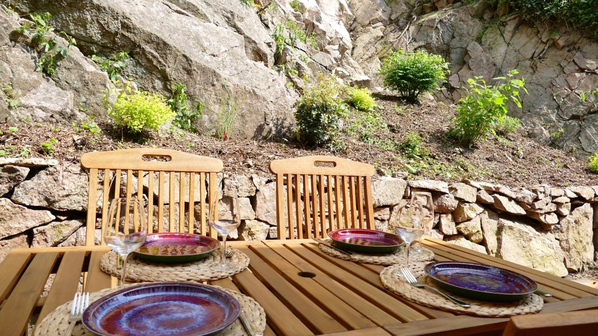 Holiday home Le Moulin De L'o-l'orle Nature Formule 4 Personnes Semur-en-Auxois